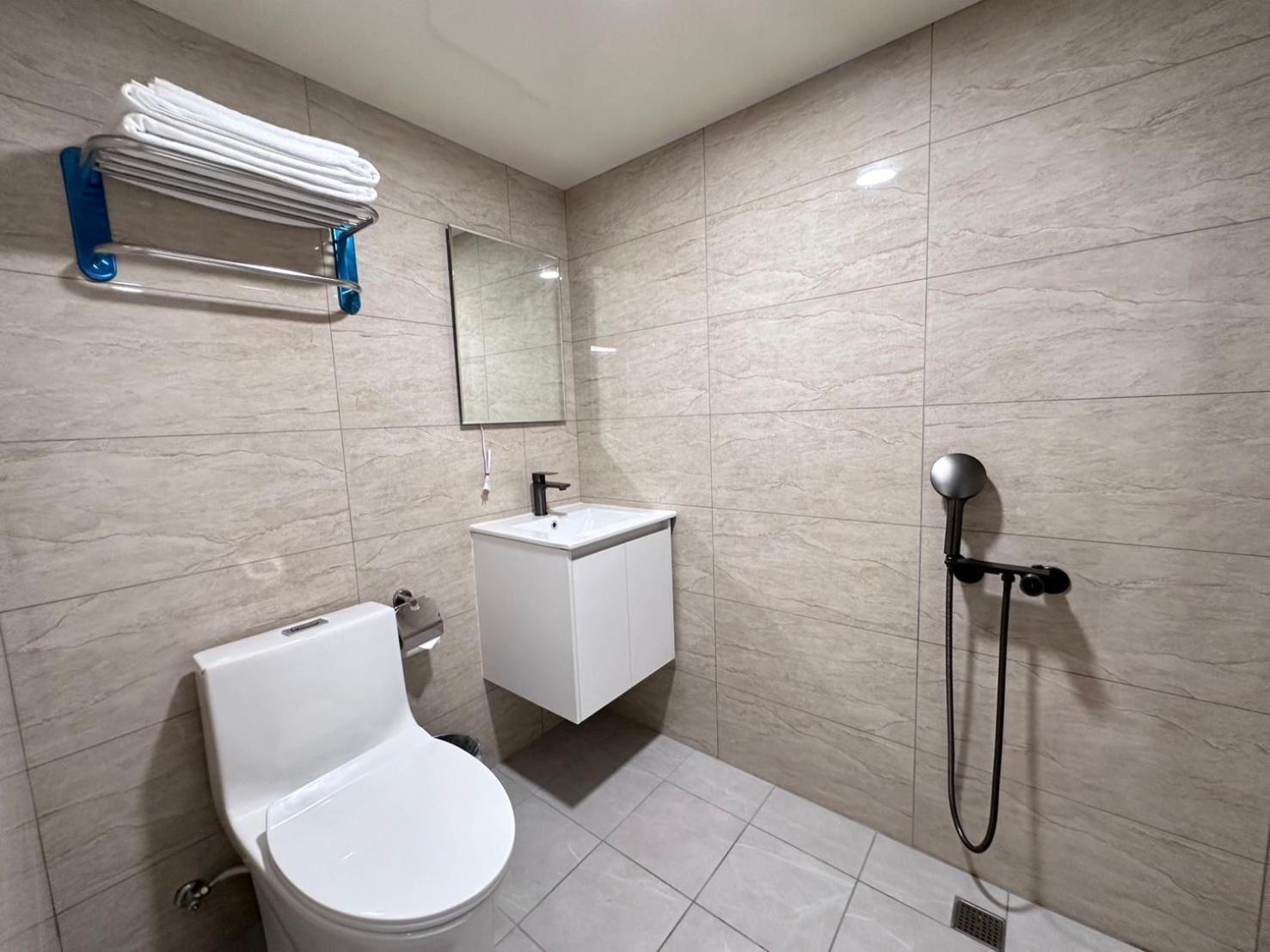 Yilan 可青大飯店grand Ke-Cing Hotel מראה חיצוני תמונה