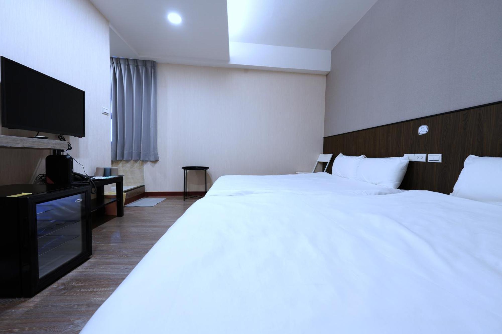 Yilan 可青大飯店grand Ke-Cing Hotel מראה חיצוני תמונה