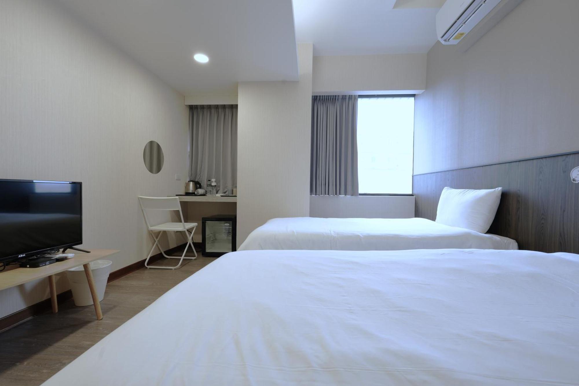 Yilan 可青大飯店grand Ke-Cing Hotel מראה חיצוני תמונה